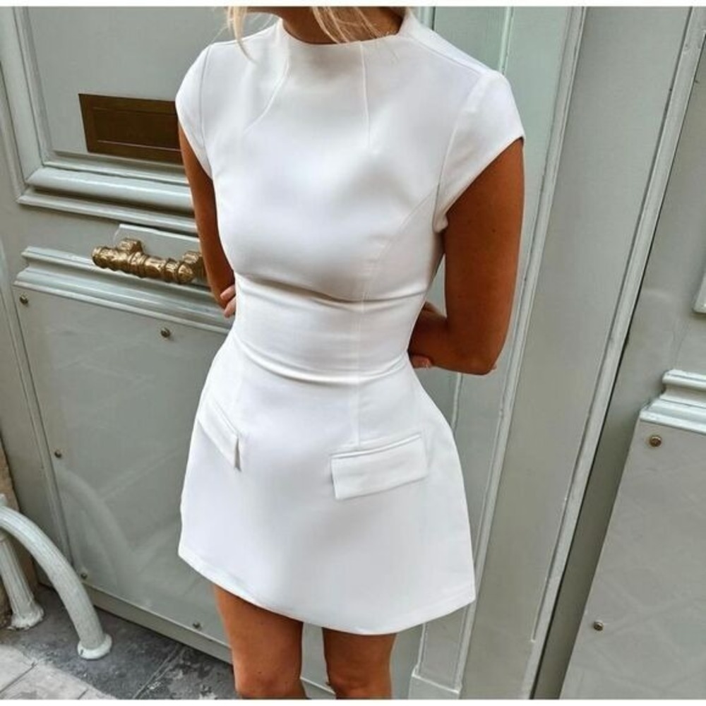 Commense Elegant A-line Mini Dress size M/6